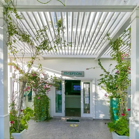 Ξενοδοχείο Big Poseidon Boutique & Yacht Club