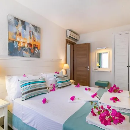 Hotel Big Poseidon Boutique & Yacht Club *